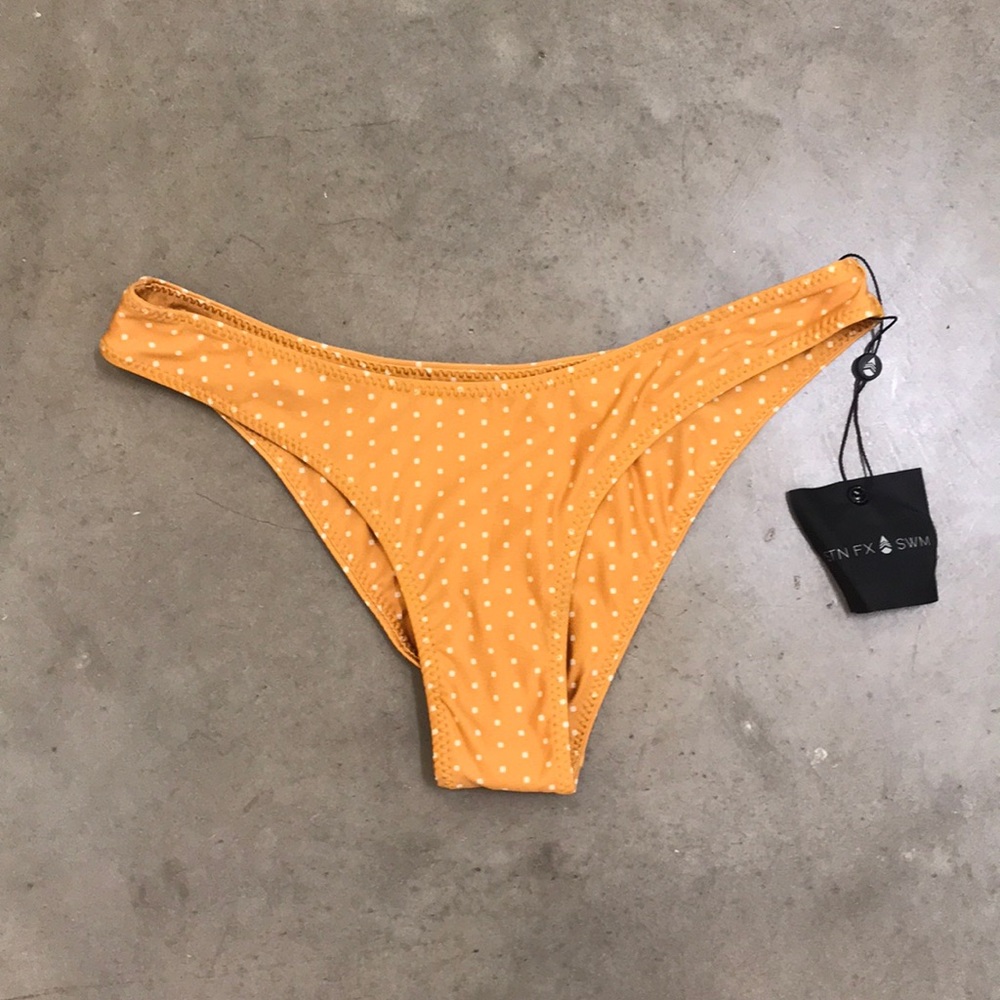 Stone Fox Bowie Bottom